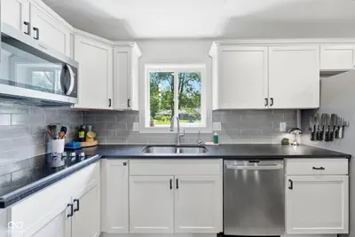 102 Waterman Drive, Noblesville - 16