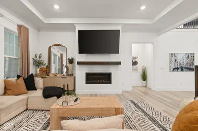 16225 Arndale Court, Fortville - 14
