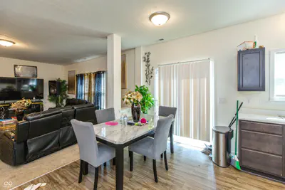 2016 Sandhill Drive, Seymour - 10