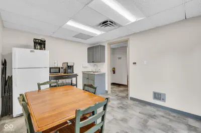 340 Tracy Road, Whiteland - 31
