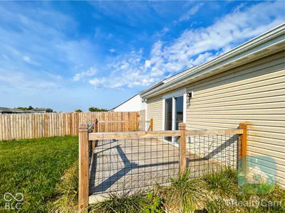 627 Derek Lane, Trafalgar - 61