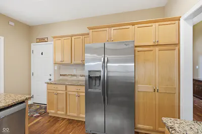 6055 Boulder Court, Columbus - 8