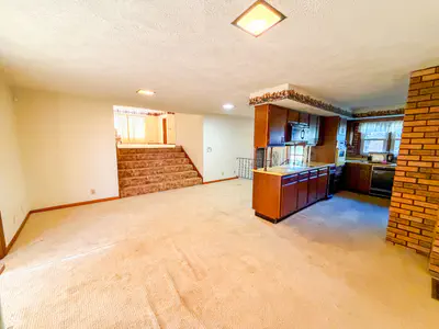 10449 W 300 S, Jamestown - 32