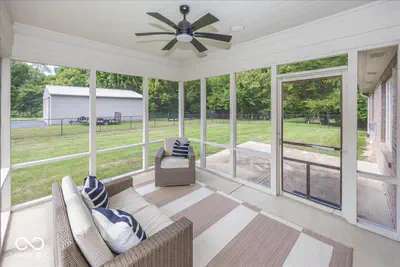 7082 Bitternut Lane, Plainfield - 12
