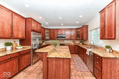 11651 Skyhawk Court, Fishers - 3