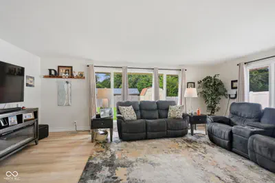 9940 Sunset Lane, Elwood - 7