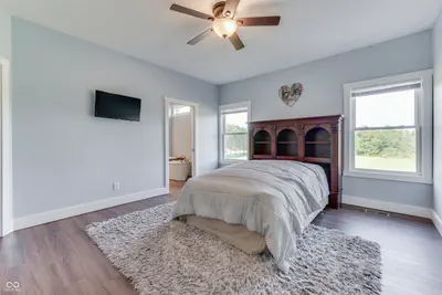 2875 100, Franklin - 33