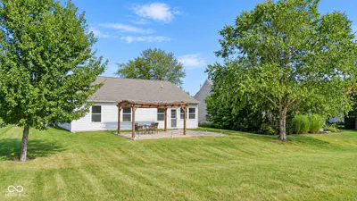 18973 Course View Road, Noblesville - 43
