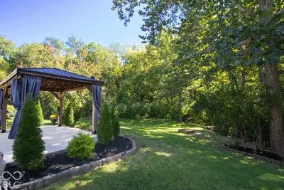 6459 Woodhaven Court, Avon - 41