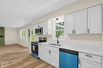 4147 Fairview Road, Greenwood - 8