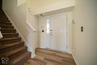 2040 St Clifford Drive, Indianapolis - 5