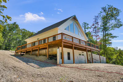 1318 Forest Grove Lane, North Vernon - 54