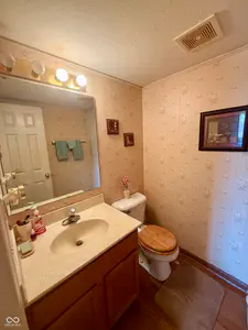7557 Gold Coin Drive, Avon - 17