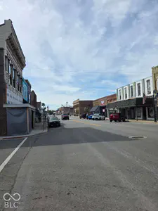 305 Main Street, Sheridan - 10
