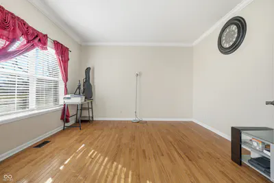 1206 Barrington Drive, Greenwood - 7