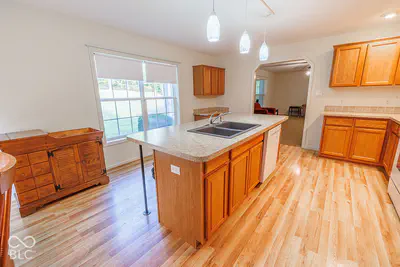 4006 Little Creek Drive, Spencer - 13
