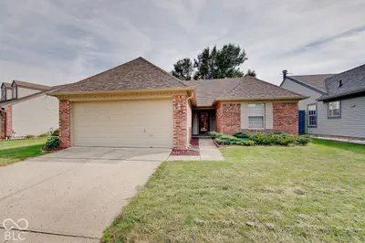 1531 Lake Point Lane, Greenwood
