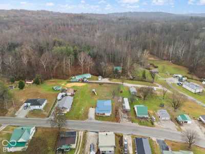410 Main Street, English - 55