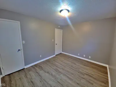 1524 E Legrande Avenue, Indianapolis - 11