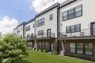 9737 Junction Station, Fishers - 27
