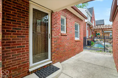 5560 Broadway Street, Indianapolis - 66