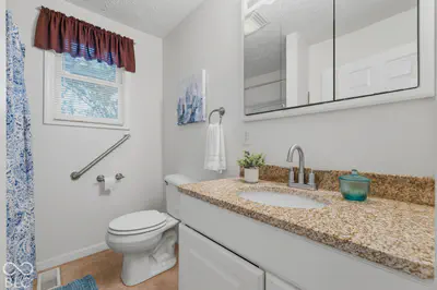 4190 Briarwood Lake South Drive, Monrovia - 11