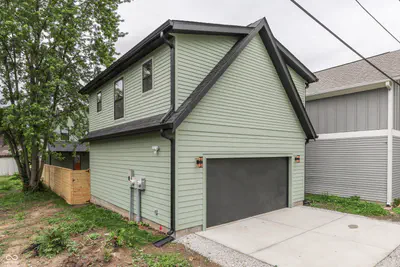 1306 Saint Clair Street, Indianapolis - 47