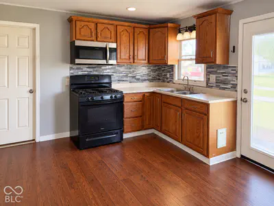 735 200 Road, Columbus - 10