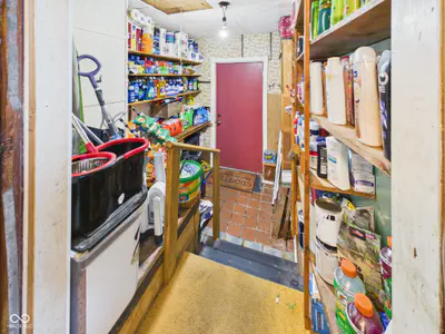 318 Vasbinder Drive, Chesterfield - 26