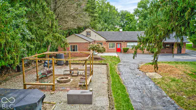 27 W Roberts Road, Indianapolis - 59