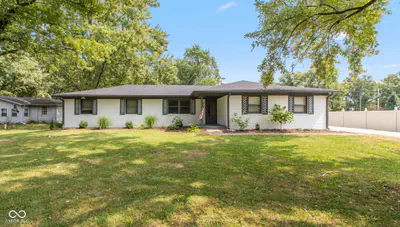 10045 Balfer Drive, Fortville