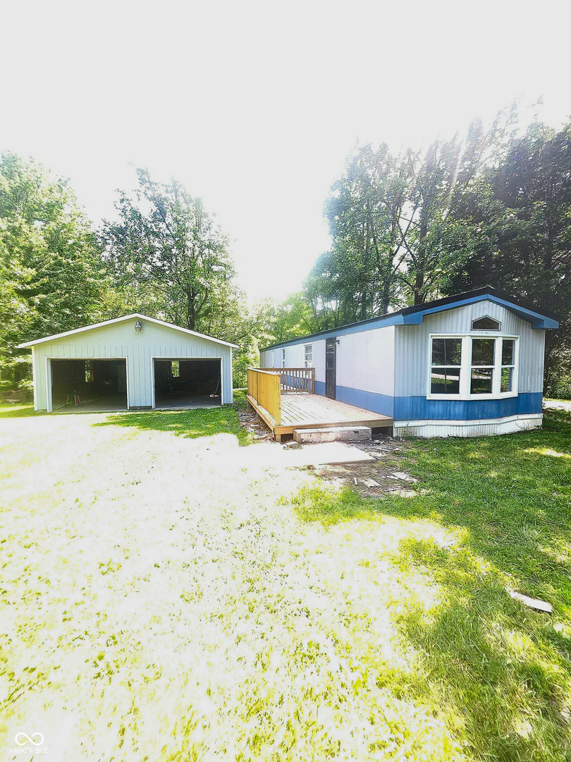 319 Honey Locust Place, North Vernon