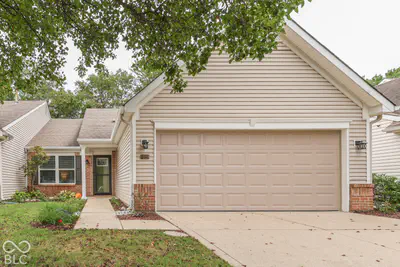 7329 Oak Knoll Drive, Indianapolis