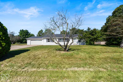 2114 Bo Mar Boulevard, Greenfield - 24