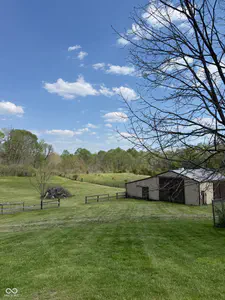 7811 Sanes Road, Connersville - 2