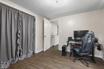 8608 State Road 42, Monrovia - 23