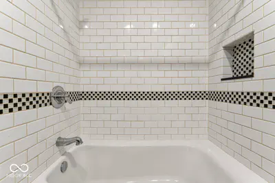 7856 Creekview Circle, Indianapolis - 25