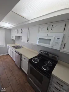 1155 Canterbury Square S, Indianapolis - 9
