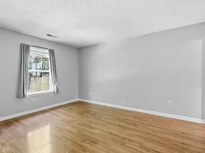 444 E Pine Ridge Drive, Westfield - 12