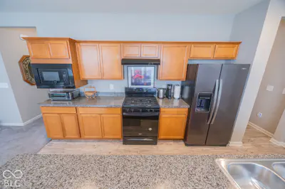 4752 Larkspur Drive, Plainfield - 7