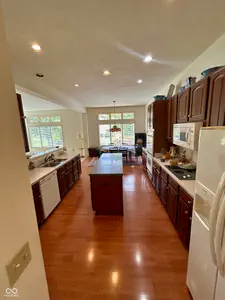 9750 Colonial Drive, Carmel - 12