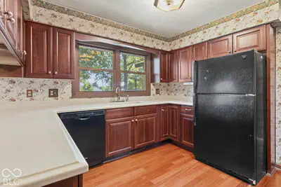 916 N 350 W, Greenfield - 41