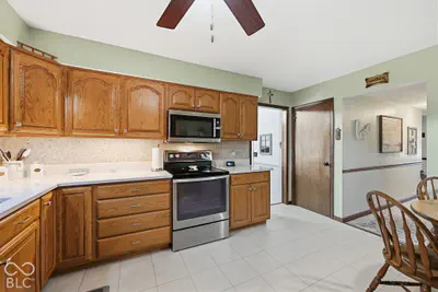 592 Echo Bend Boulevard, Greenwood - 23