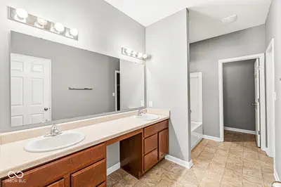 5350 Tanglewood Lane, Whitestown - 17