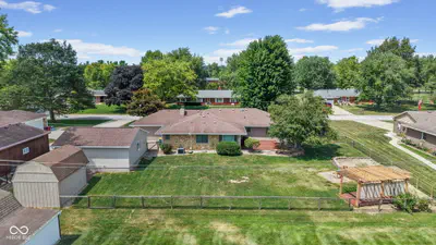 885 Broadway North Drive, Plainfield - 12
