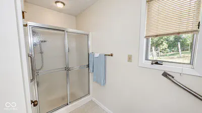 888 E 560 S, Anderson - 21