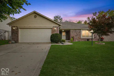 6914 Kirkwood Club Drive, Indianapolis