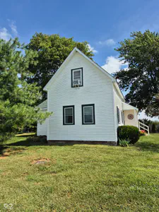 6957 300, Whiteland - 10