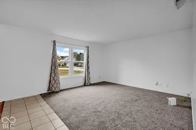 7807 Fox Glen Drive, Indianapolis - 10
