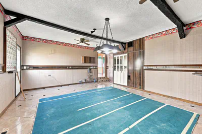 6730 Michigan Road, Fairland - 12